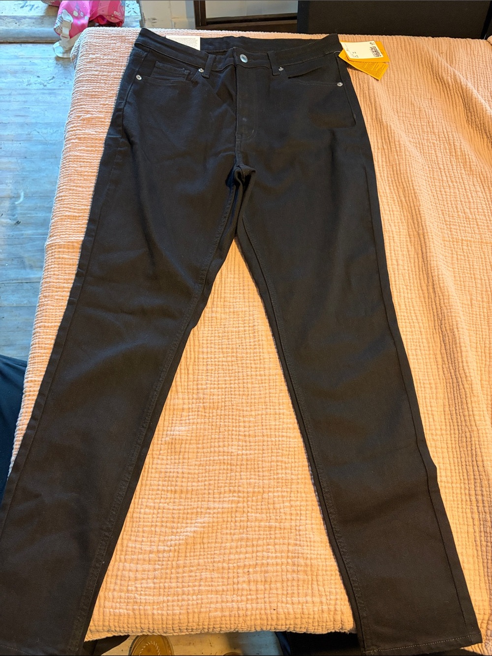 H&M Women’s Skinny Jeans in Black